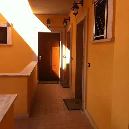 Hotel La Maison Jolie 3*