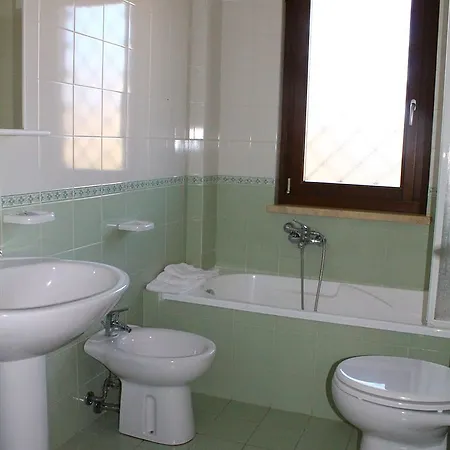 Hotel La Maison Jolie 3*